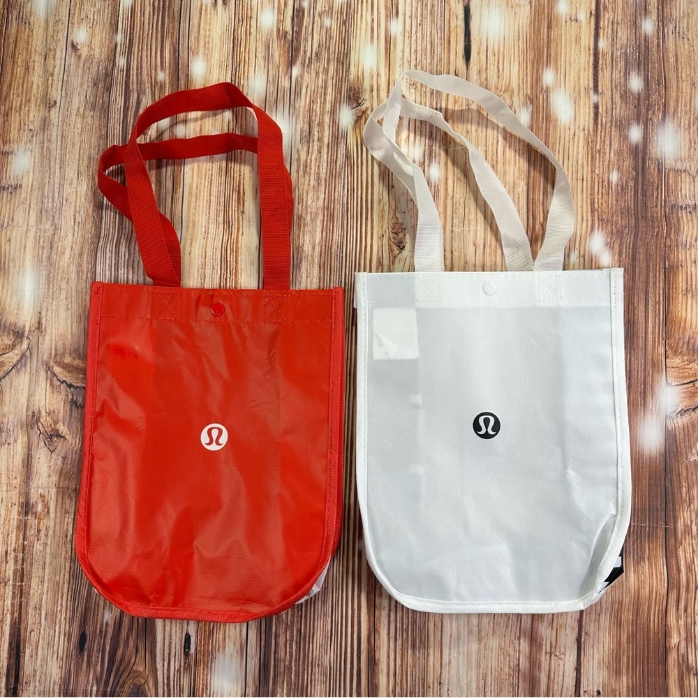 Lululemon Red and White Reusables Tote Bags with button clap to close